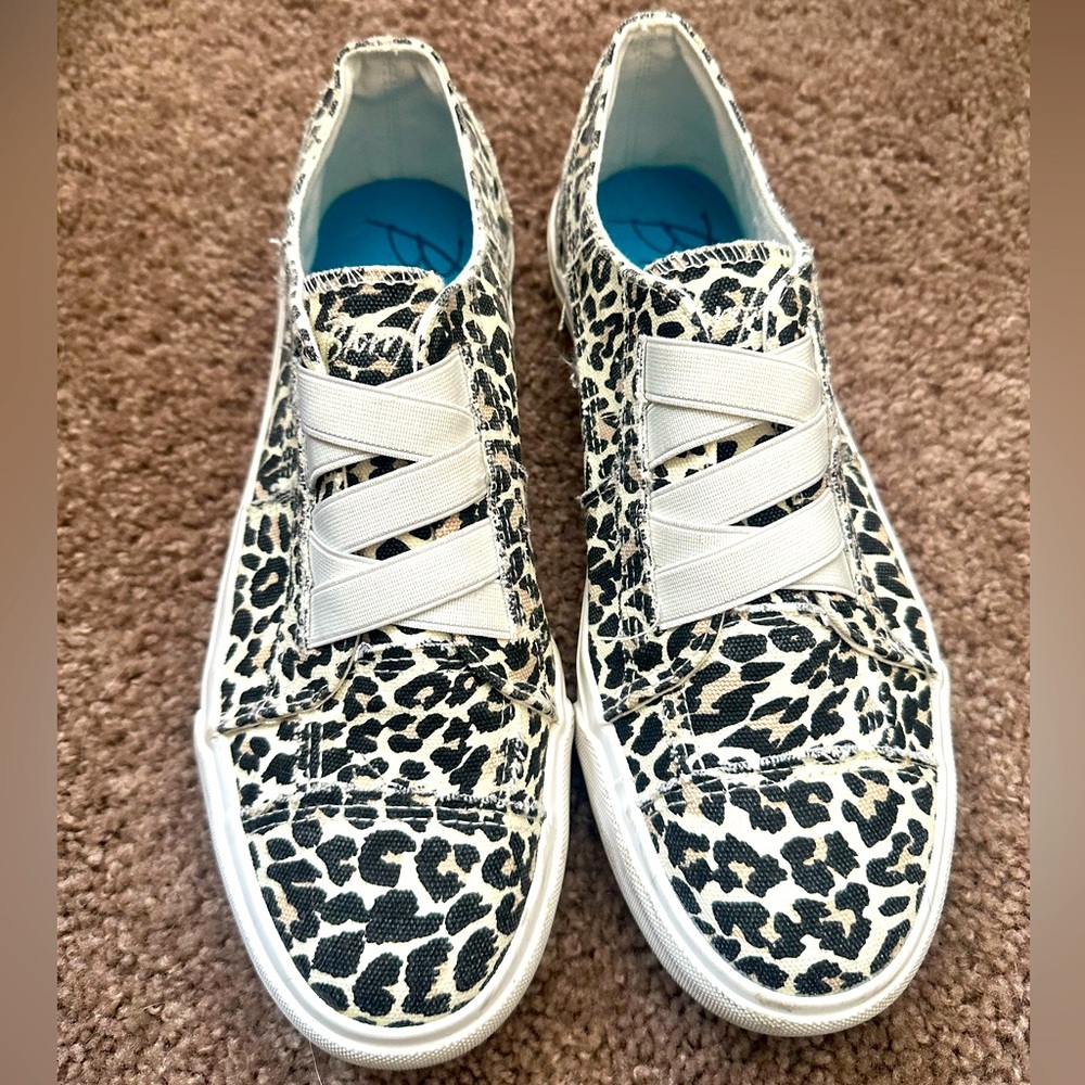 Blowfish Sneakers size 10